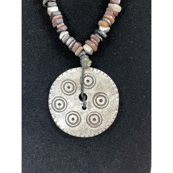 Chico’s Stone Beaded Medallion Necklace Brown Tan Silver - Picture 6 of 8